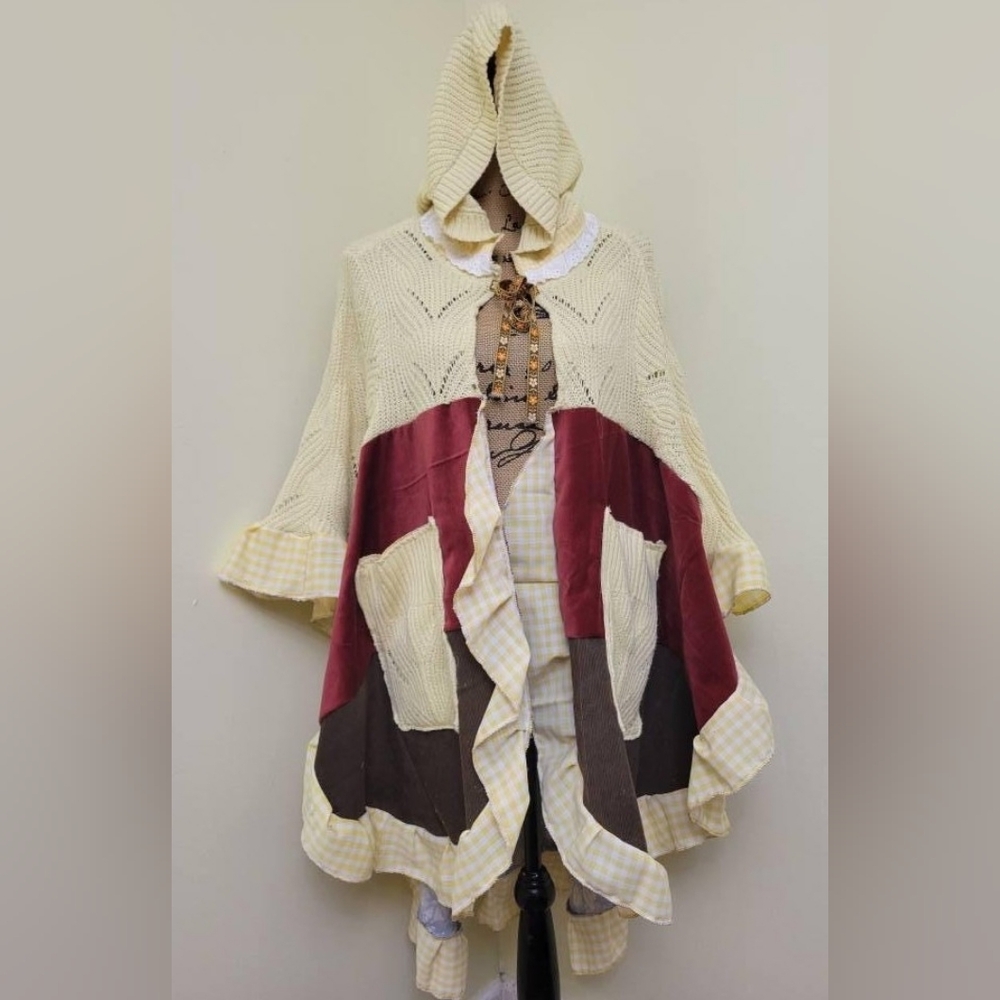 β¨οΈUpcycled Floral, Sun and Moon Women's Sweater Hooded Cloak! - Picture 2 of 9